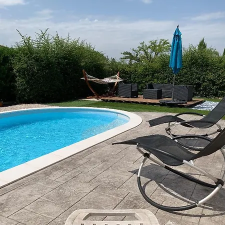 فيلة Avec Piscine *